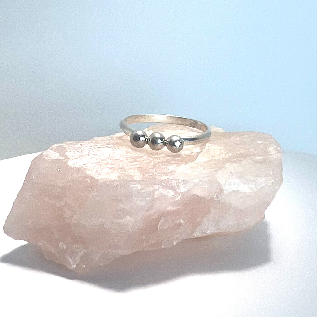 Ellipsis Ring